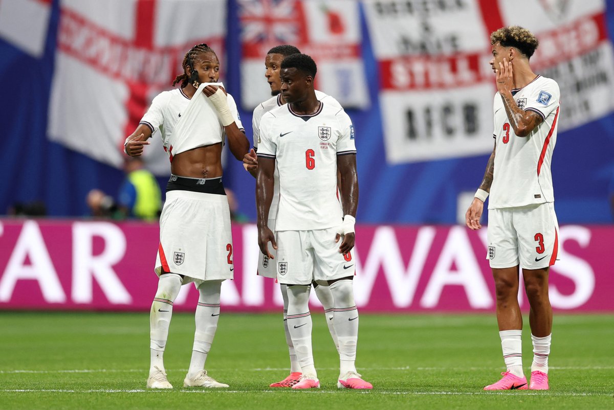https://php.centraldemedios.cloud/imagenes/La%20prensa%20brit%C3%A1nica%20ya%20ve%20a%20M%C3%A9xico%20como%20una%20amenaza%20para%20Inglaterra.jpg