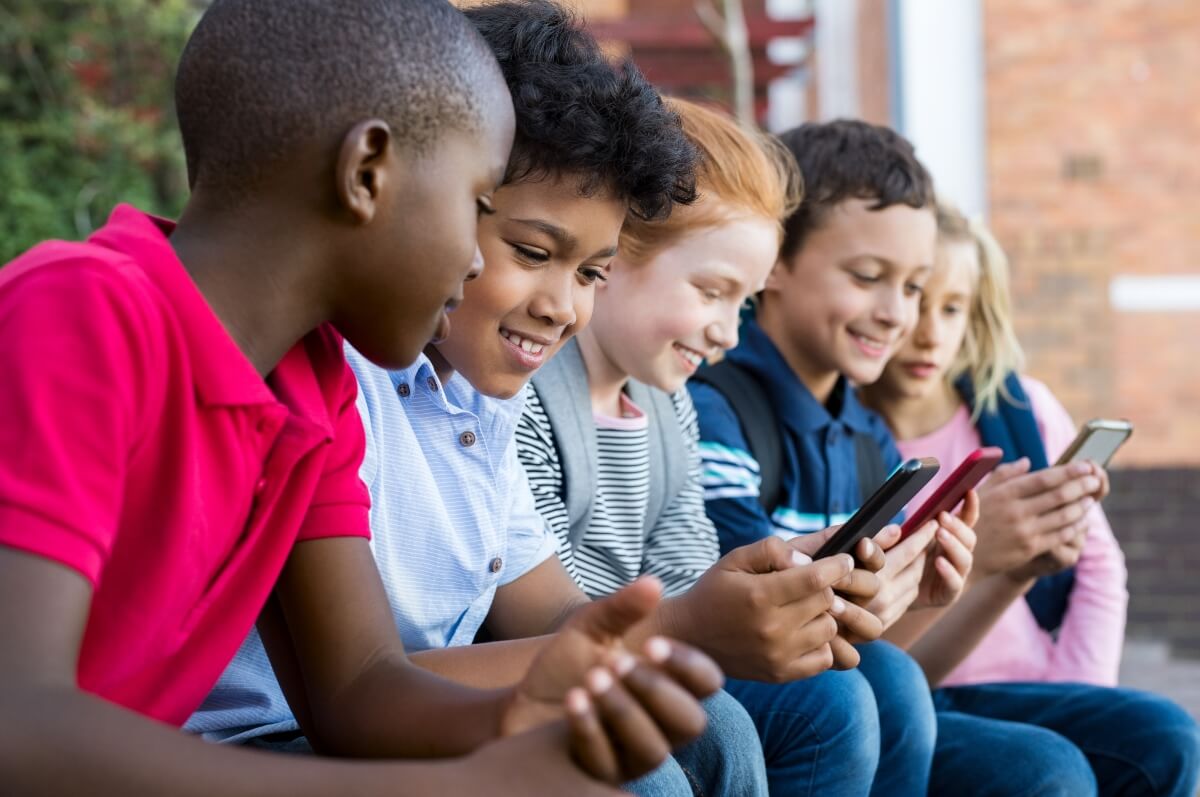 childs-first-cell-phone-1.jpg